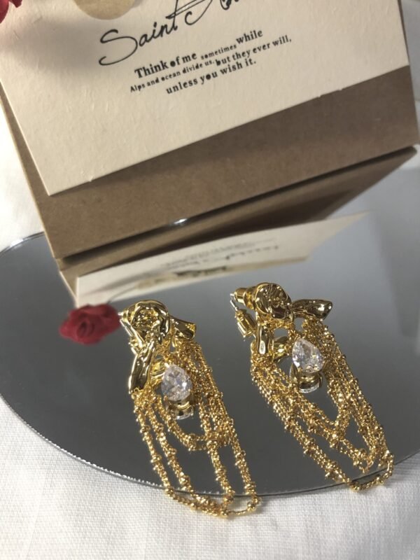Luxury Dangle Earring - Image 2